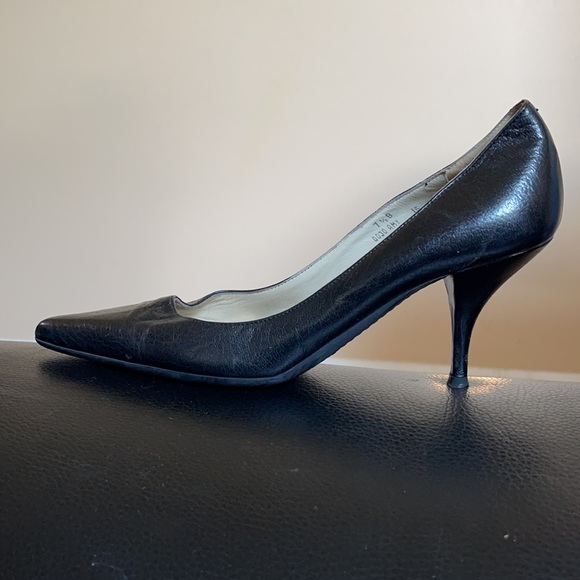 Coach black pointy toe heels. - Picture 12 of 12